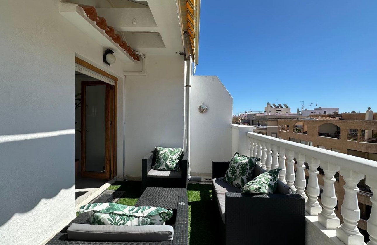 Resale - Apartment -
Torrevieja - Centro