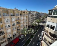 Resale - Apartment -
Torrevieja - Centro