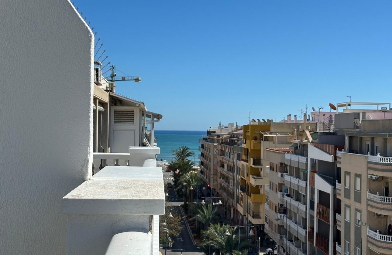 Resale - Apartment -
Torrevieja - Centro