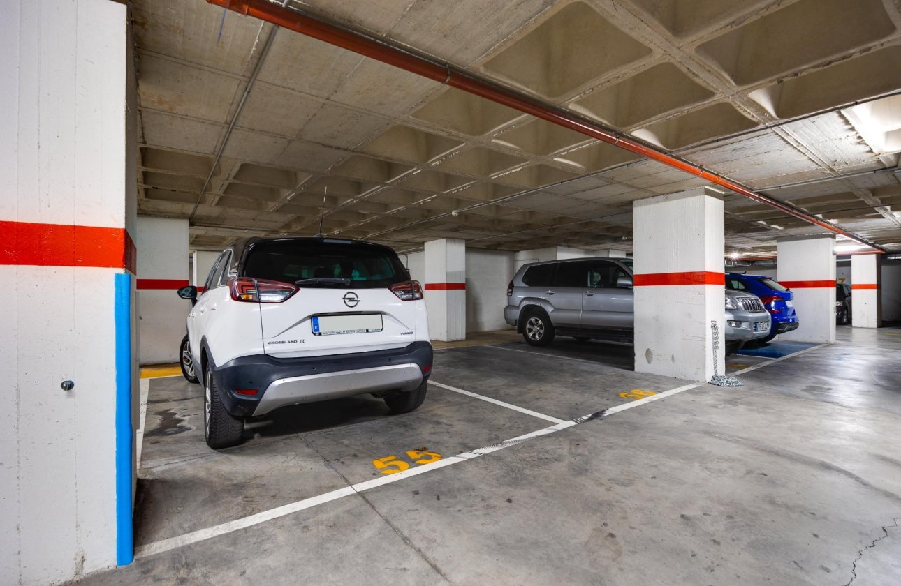 Resale - Apartment -
Torrevieja - Centro