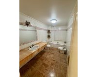 Resale - Apartment -
Torrevieja - Centro