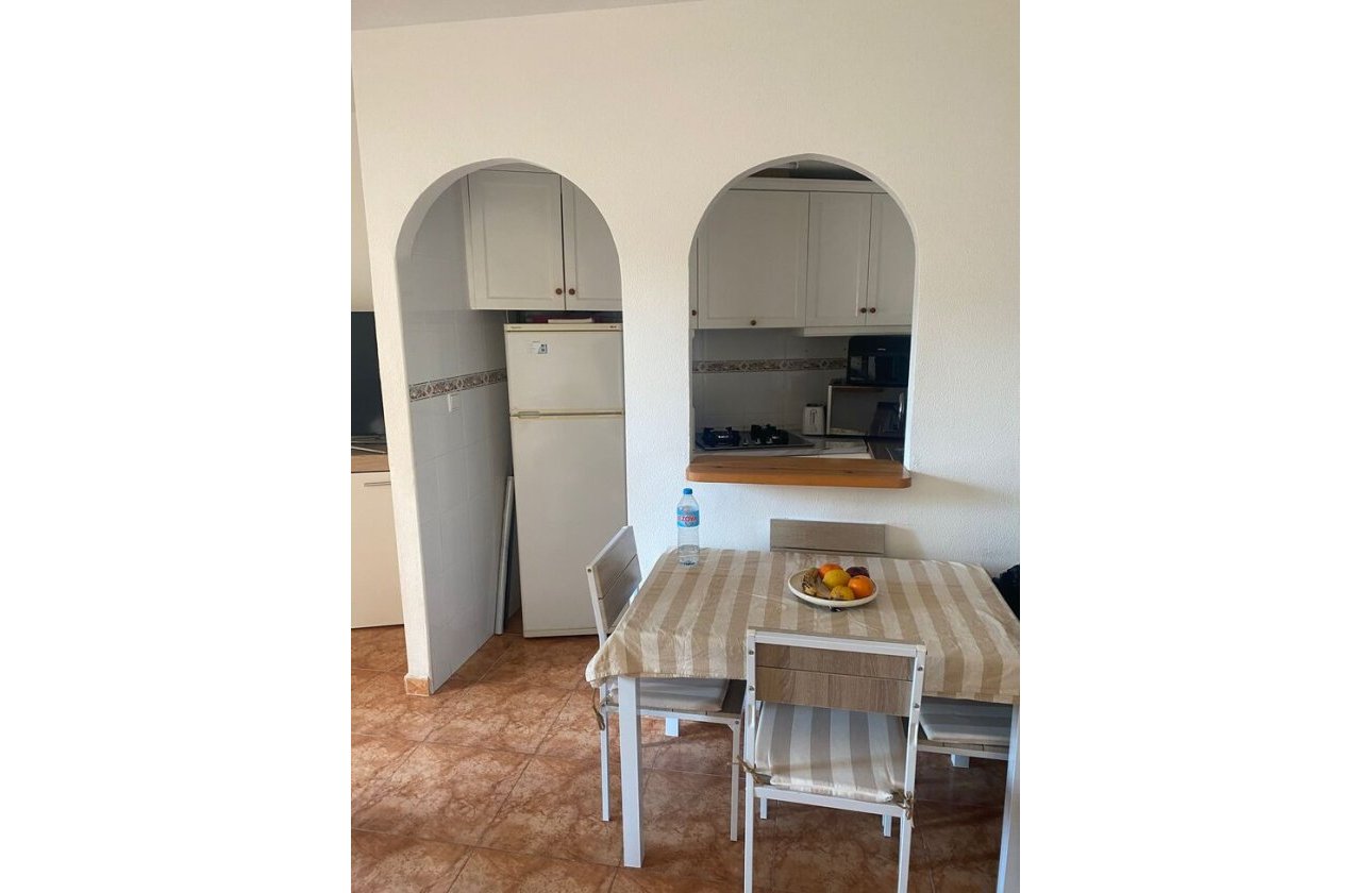 Resale - Apartment -
Torrevieja - Centro