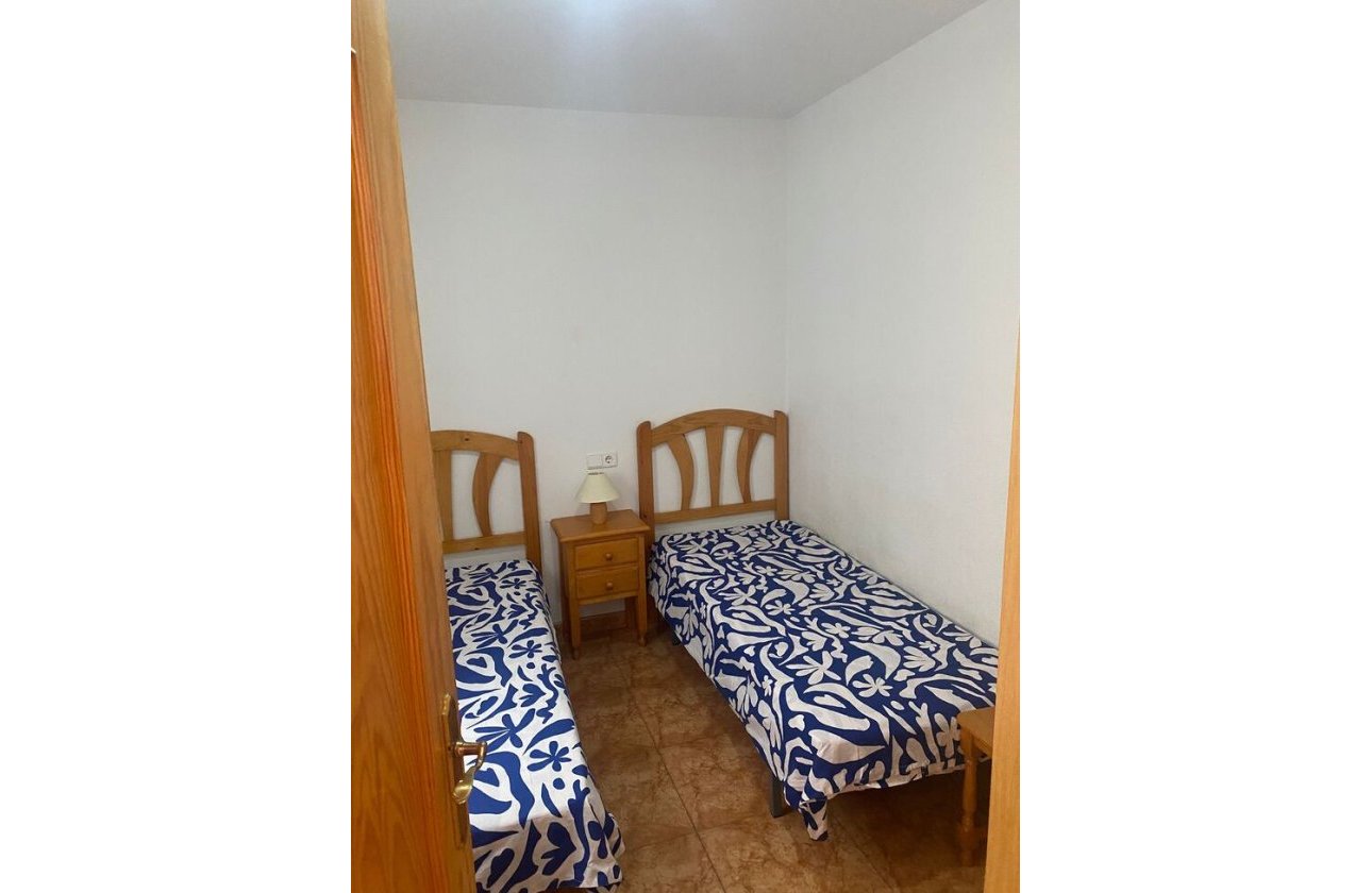 Resale - Apartment -
Torrevieja - Centro