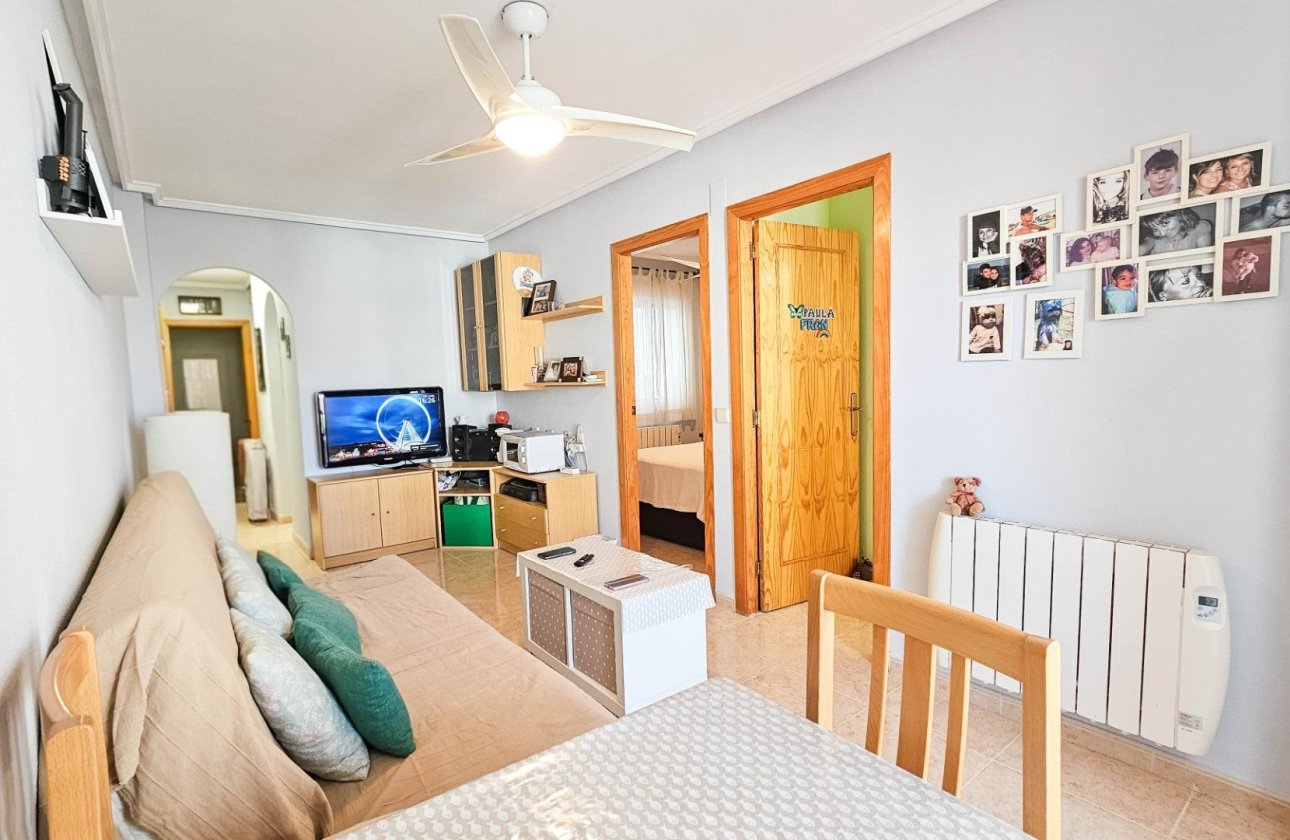 Resale - Apartment -
Torrevieja - Centro