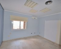 Resale - Apartment -
Torrevieja - Centro