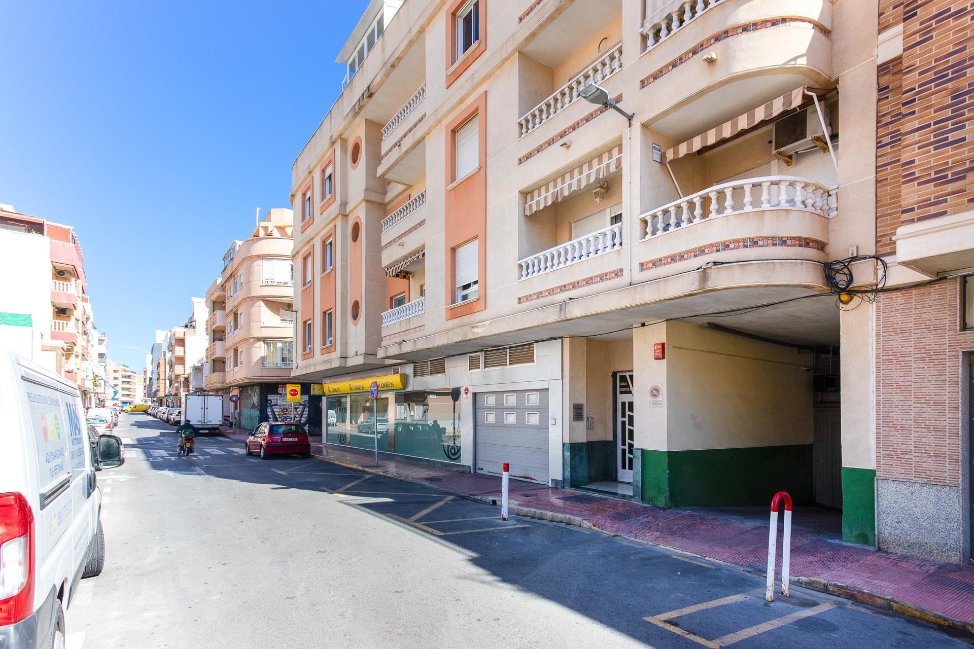 Resale - Apartment -
Torrevieja - Centro