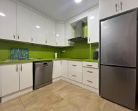 Resale - Apartment -
Torrevieja - Centro