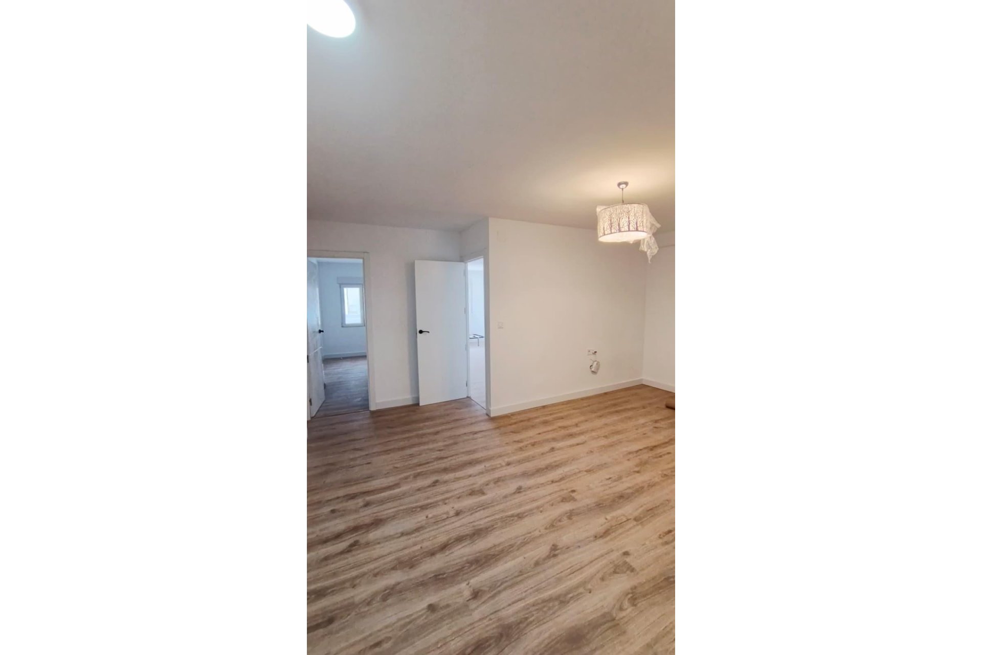 Resale - Apartment -
Torrevieja - Centro