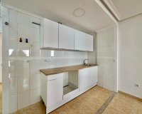 Resale - Apartment -
Torrevieja - Centro