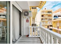Resale - Apartment -
Torrevieja - Centro