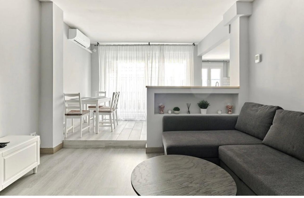 Resale - Apartment -
Torrevieja - Centro