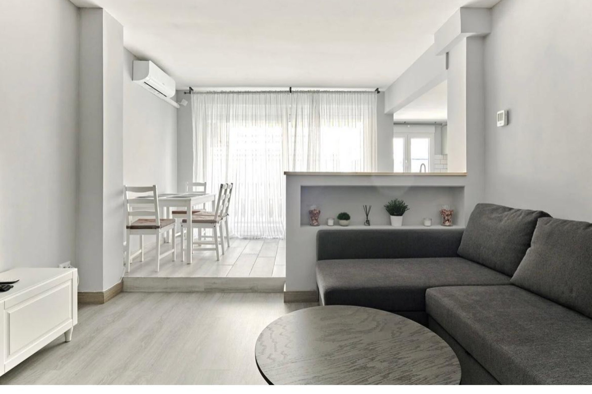 Resale - Apartment -
Torrevieja - Centro