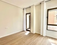 Resale - Apartment -
Torrevieja - Centro