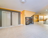 Resale - Apartment -
Torrevieja - Centro