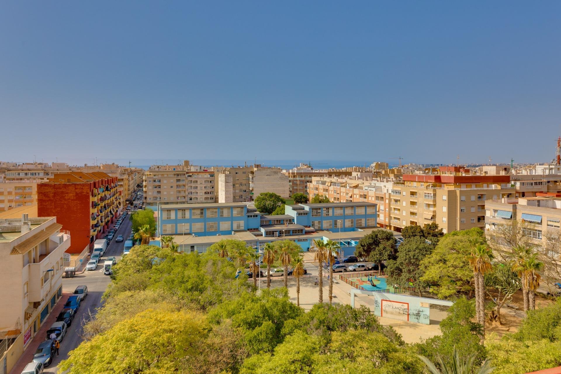 Resale - Apartment -
Torrevieja - Centro