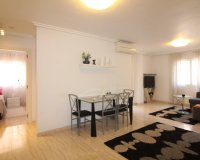 Resale - Apartment -
Torrevieja - Centro