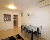 Resale - Apartment -
Torrevieja - Centro