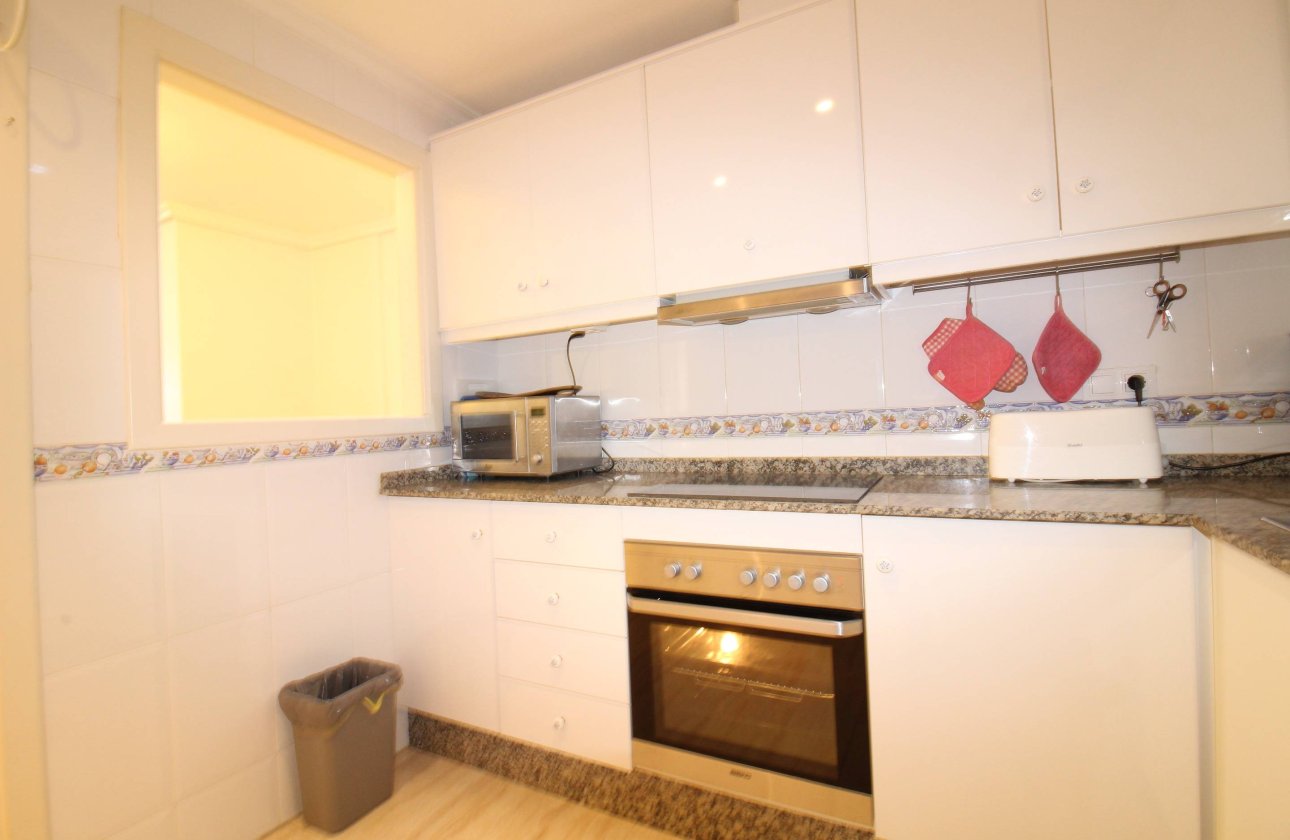 Resale - Apartment -
Torrevieja - Centro