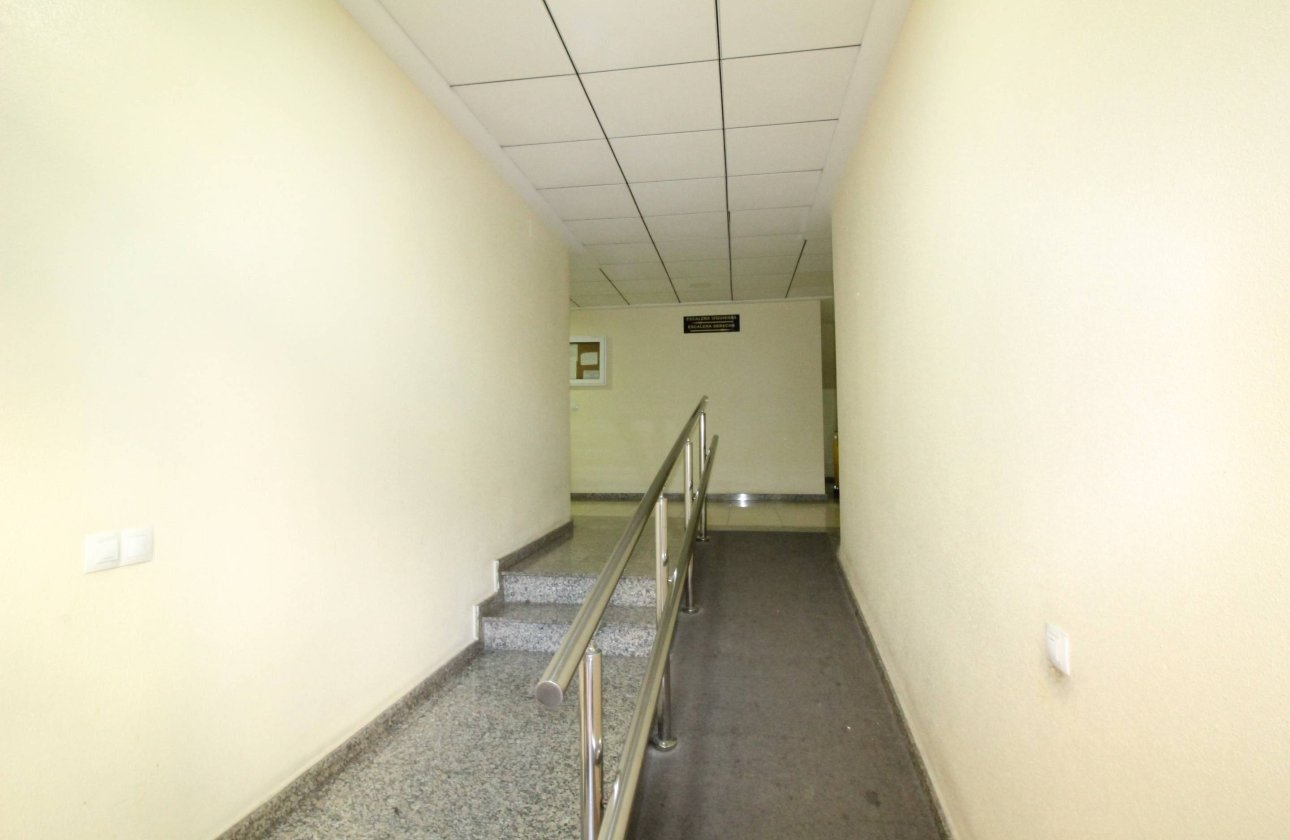 Resale - Apartment -
Torrevieja - Centro