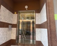 Resale - Apartment -
Torrevieja - Centro