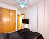 Resale - Apartment -
Torrevieja - Centro