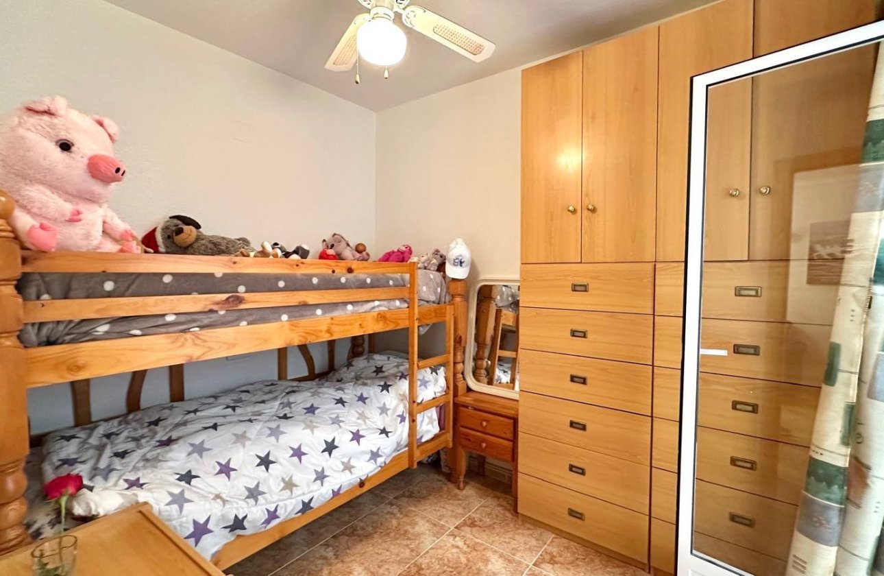 Resale - Apartment -
Torrevieja - Centro
