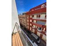 Resale - Apartment -
Torrevieja - Centro