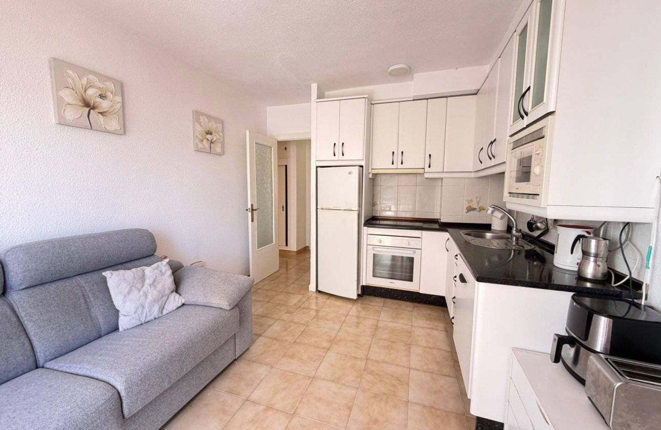 Resale - Apartment -
Torrevieja - Centro