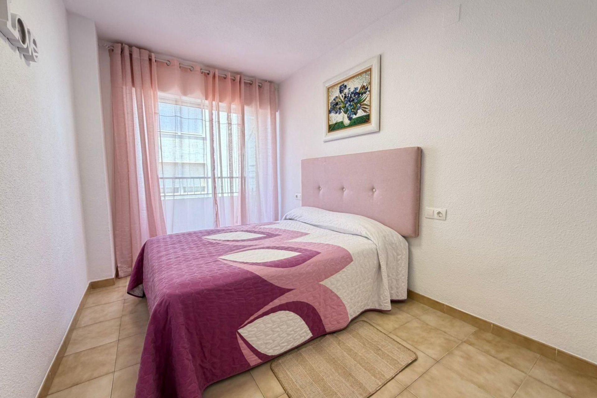 Resale - Apartment -
Torrevieja - Centro