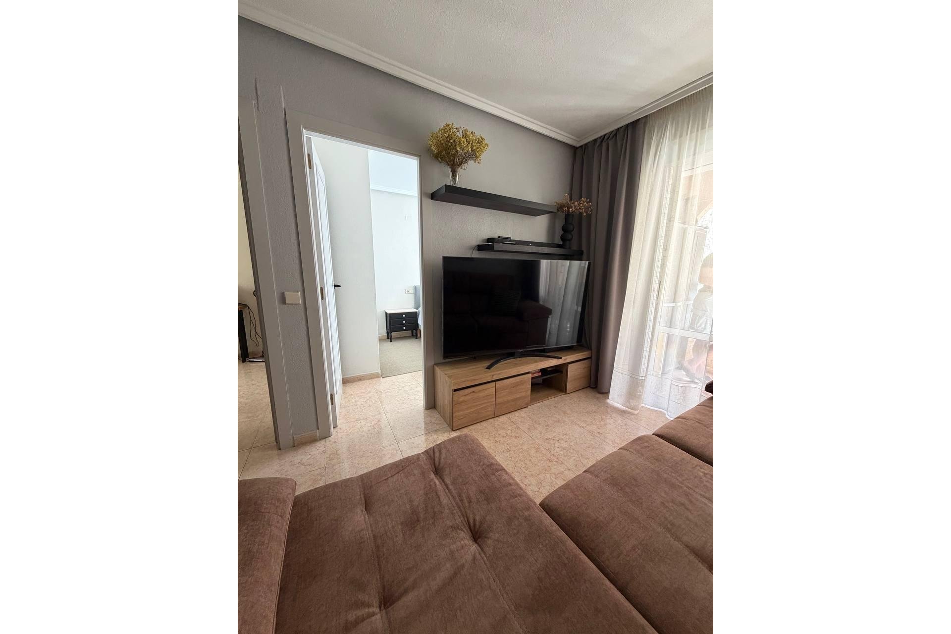 Resale - Apartment -
Torrevieja - Centro