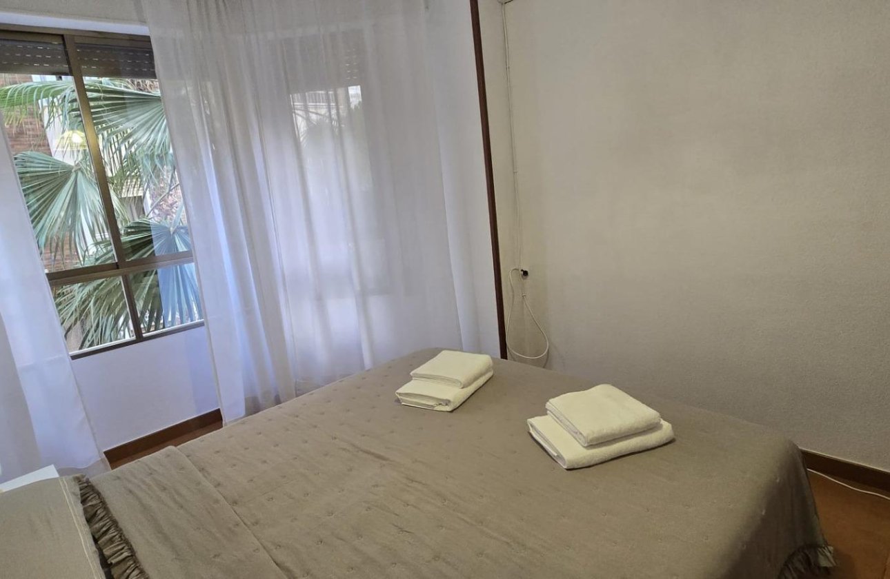 Resale - Apartment -
Torrevieja - Centro