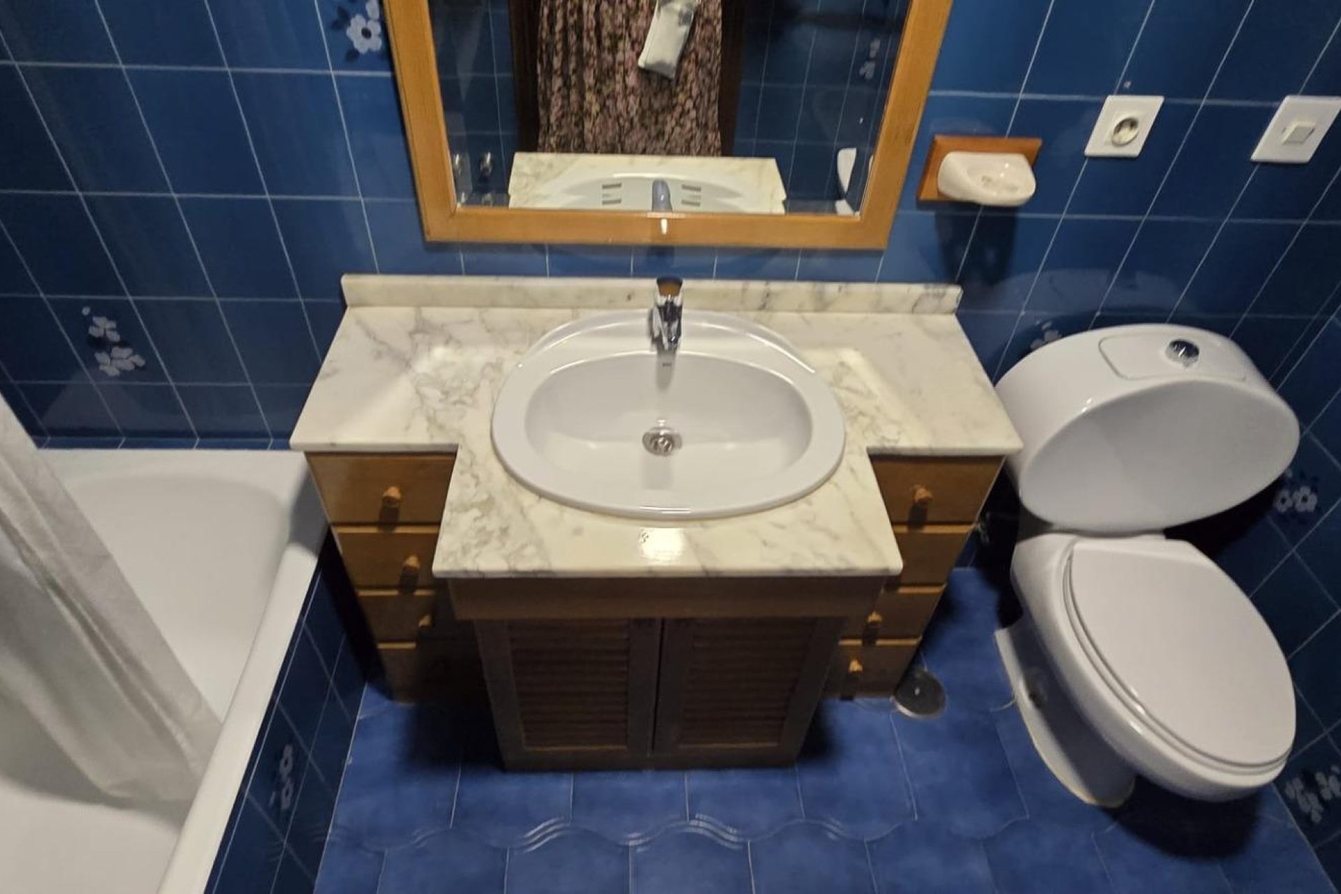 Resale - Apartment -
Torrevieja - Centro