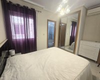 Resale - Apartment -
Torrevieja - Centro