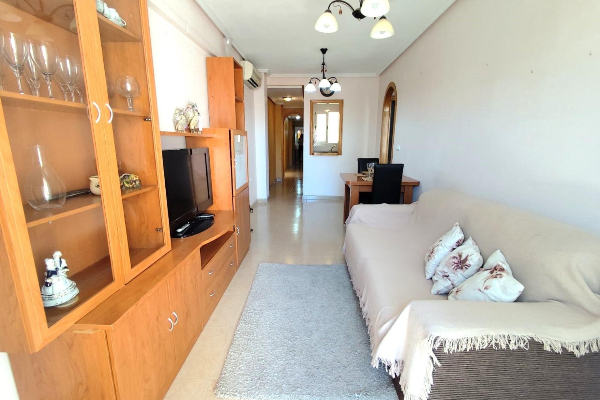 Resale - Apartment -
Torrevieja - Centro