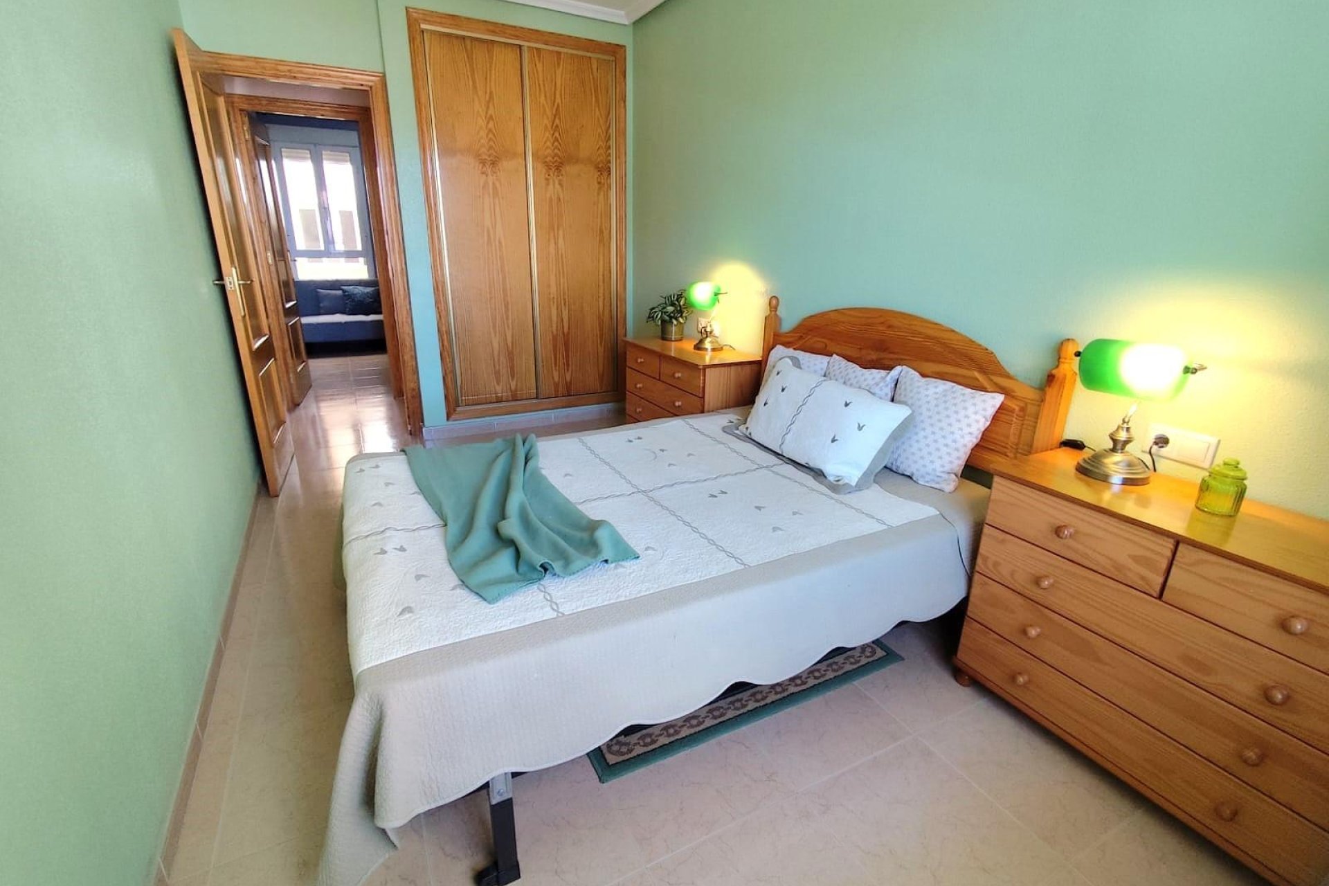 Resale - Apartment -
Torrevieja - Centro