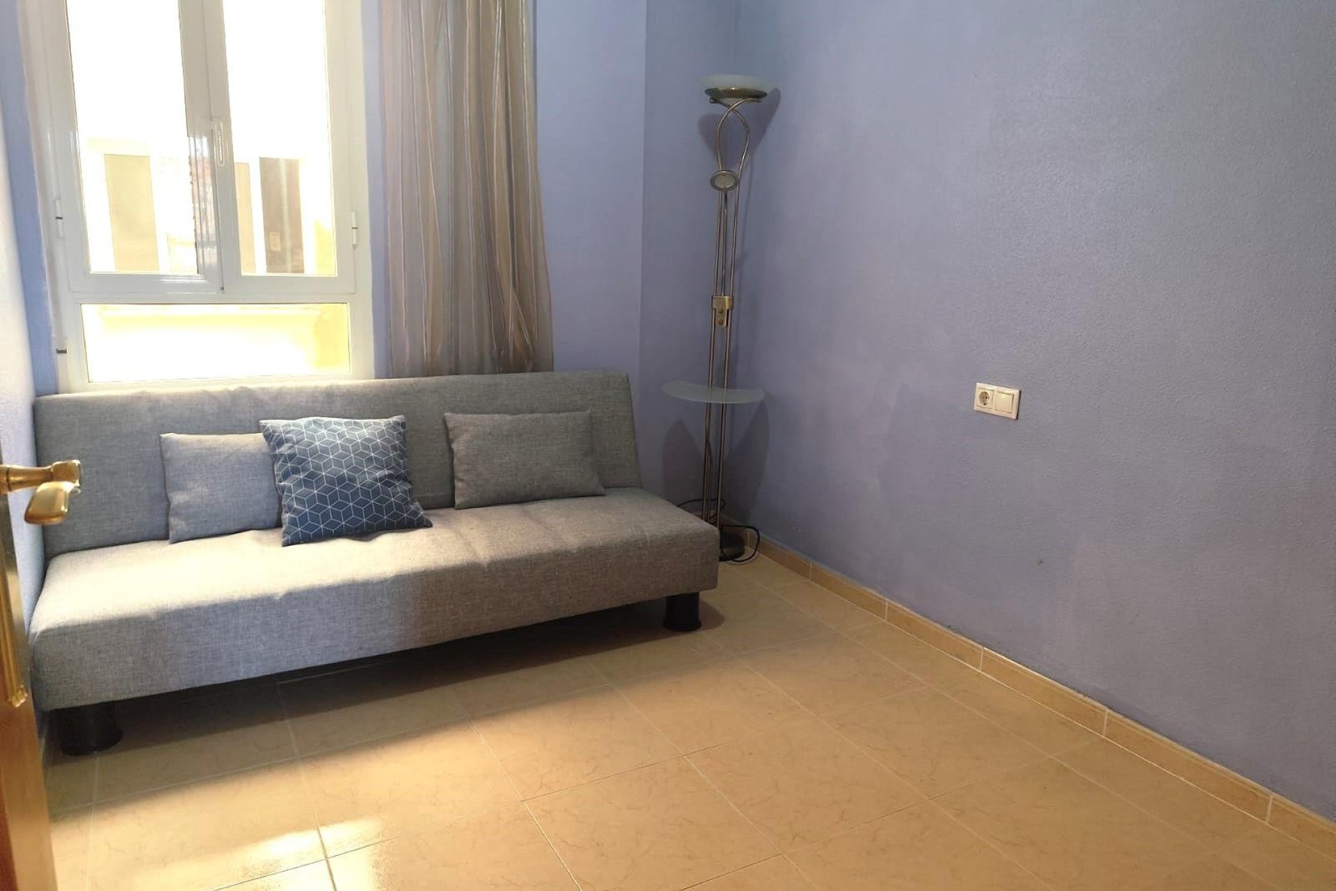 Resale - Apartment -
Torrevieja - Centro