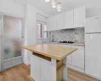 Resale - Apartment -
Torrevieja - Centro