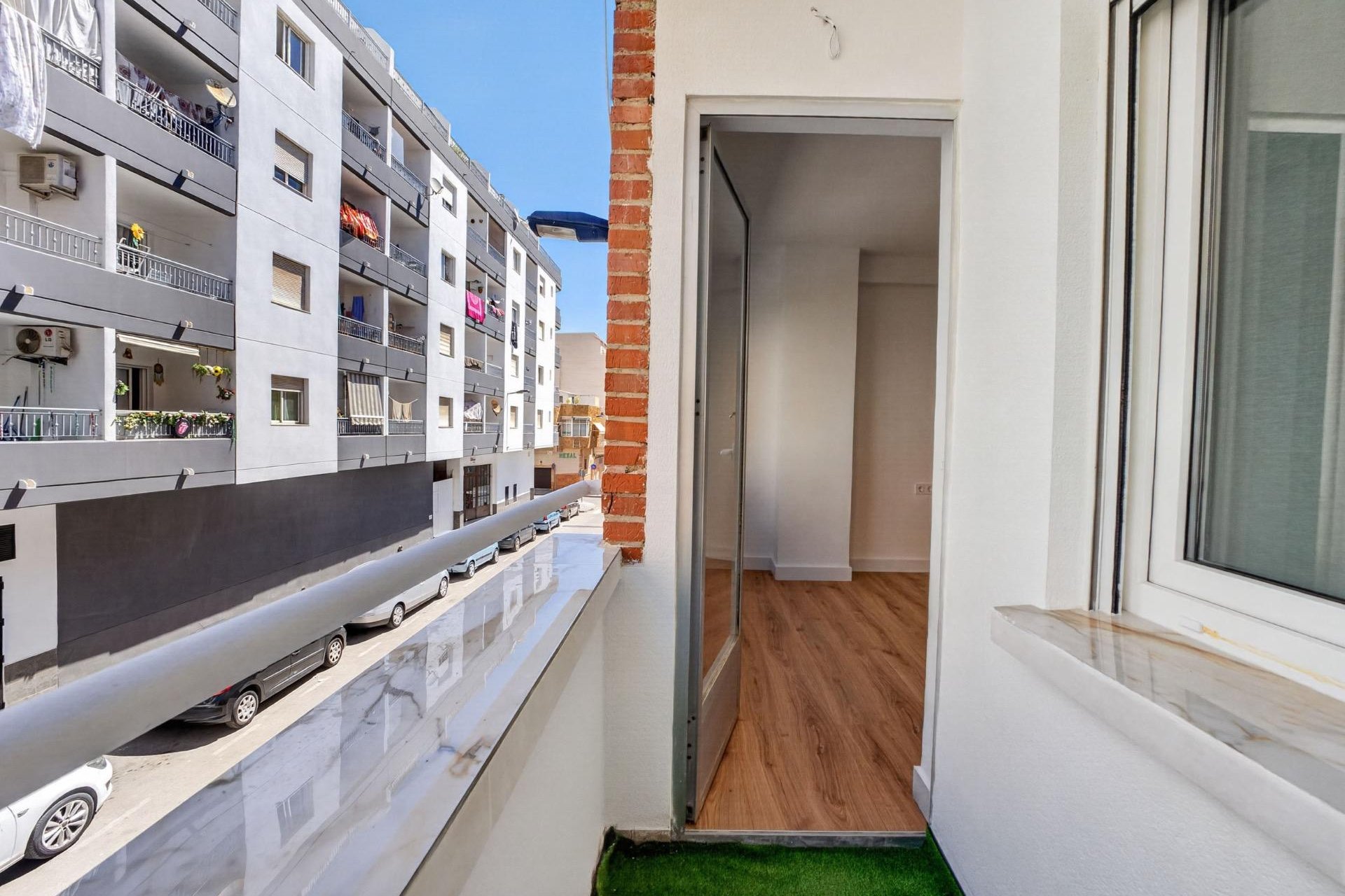 Resale - Apartment -
Torrevieja - Centro