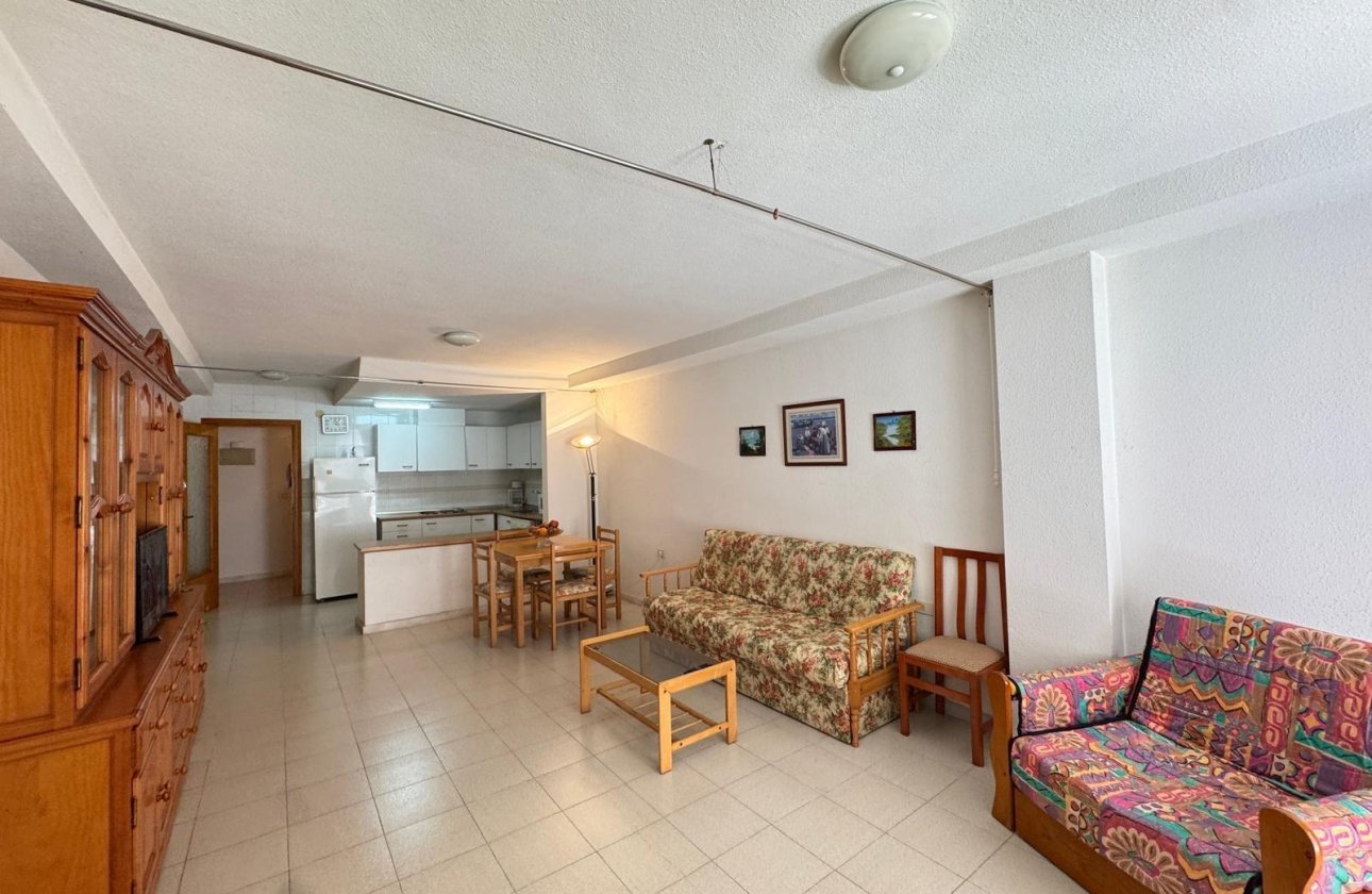 Resale - Apartment -
Torrevieja - Centro