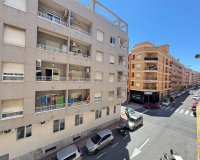 Resale - Apartment -
Torrevieja - Centro