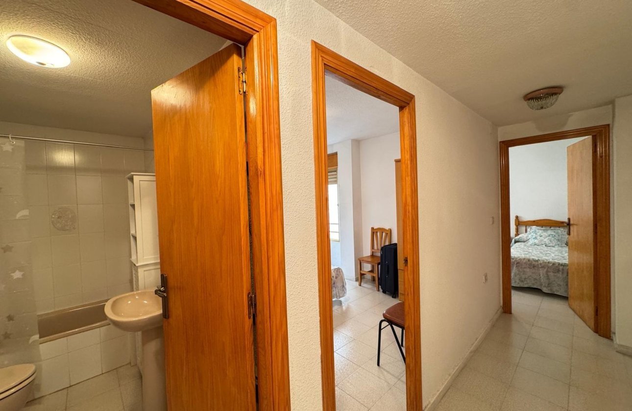 Resale - Apartment -
Torrevieja - Centro