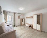 Resale - Apartment -
Torrevieja - Centro