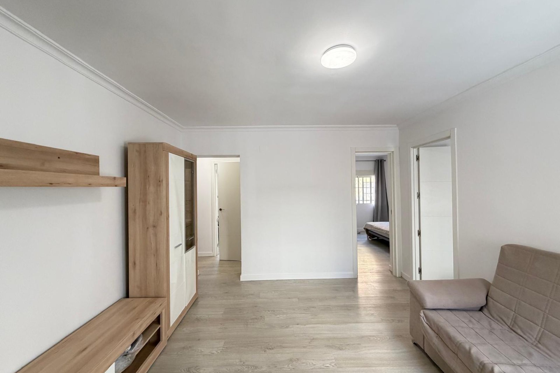 Resale - Apartment -
Torrevieja - Centro