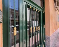 Resale - Apartment -
Torrevieja - Centro