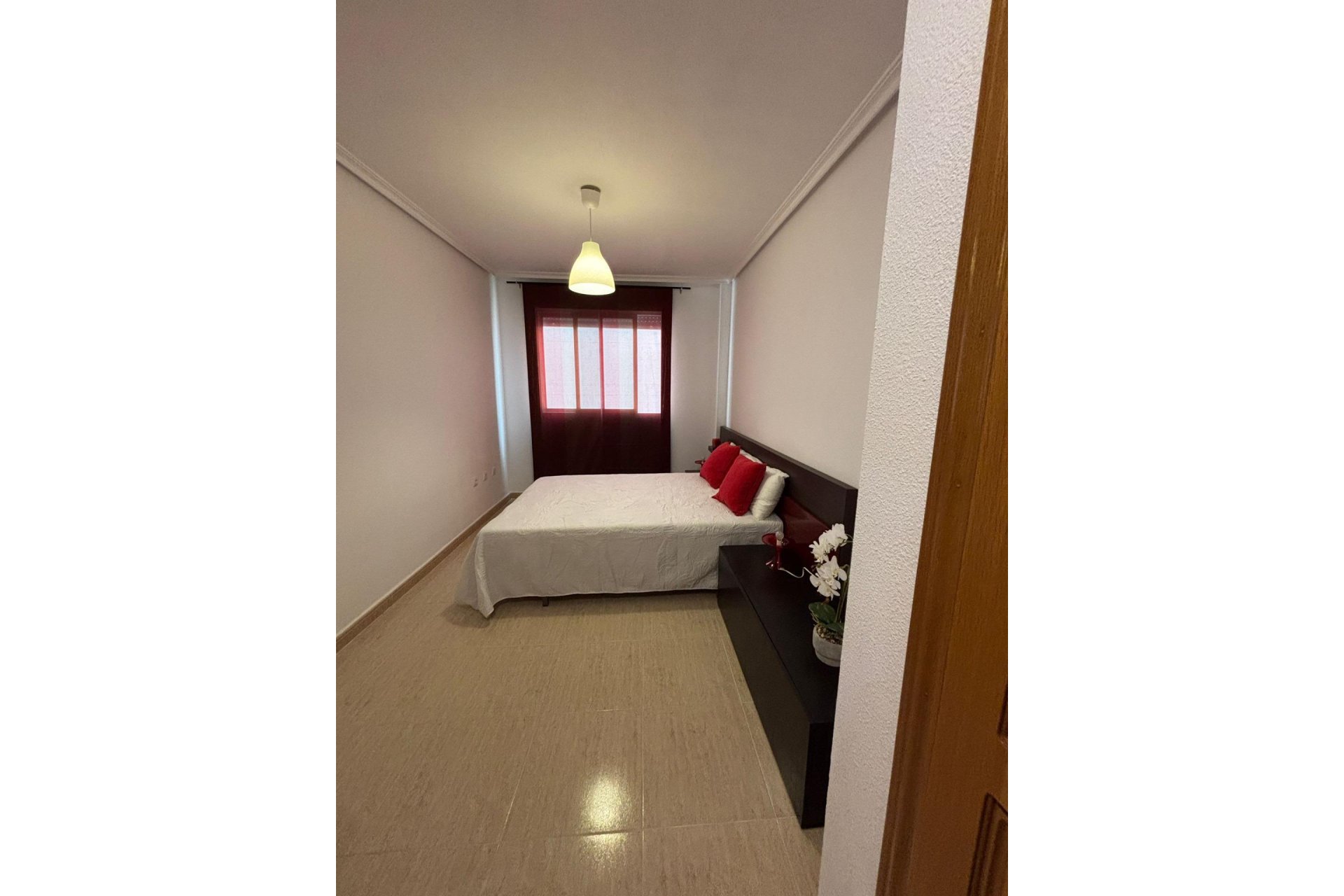 Resale - Apartment -
Torrevieja - Centro