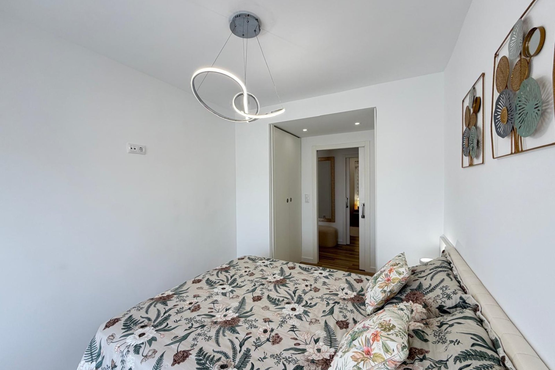 Resale - Apartment -
Torrevieja - Centro