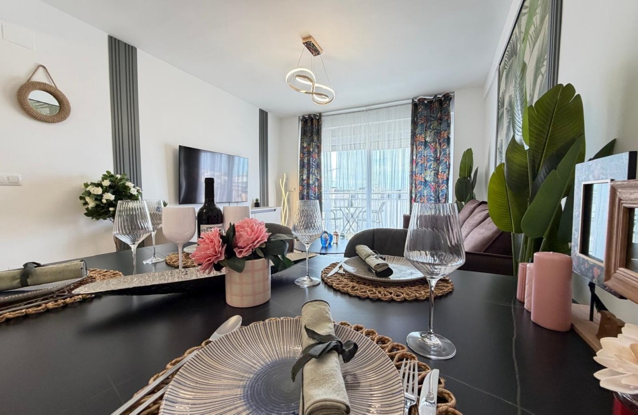Resale - Apartment -
Torrevieja - Centro