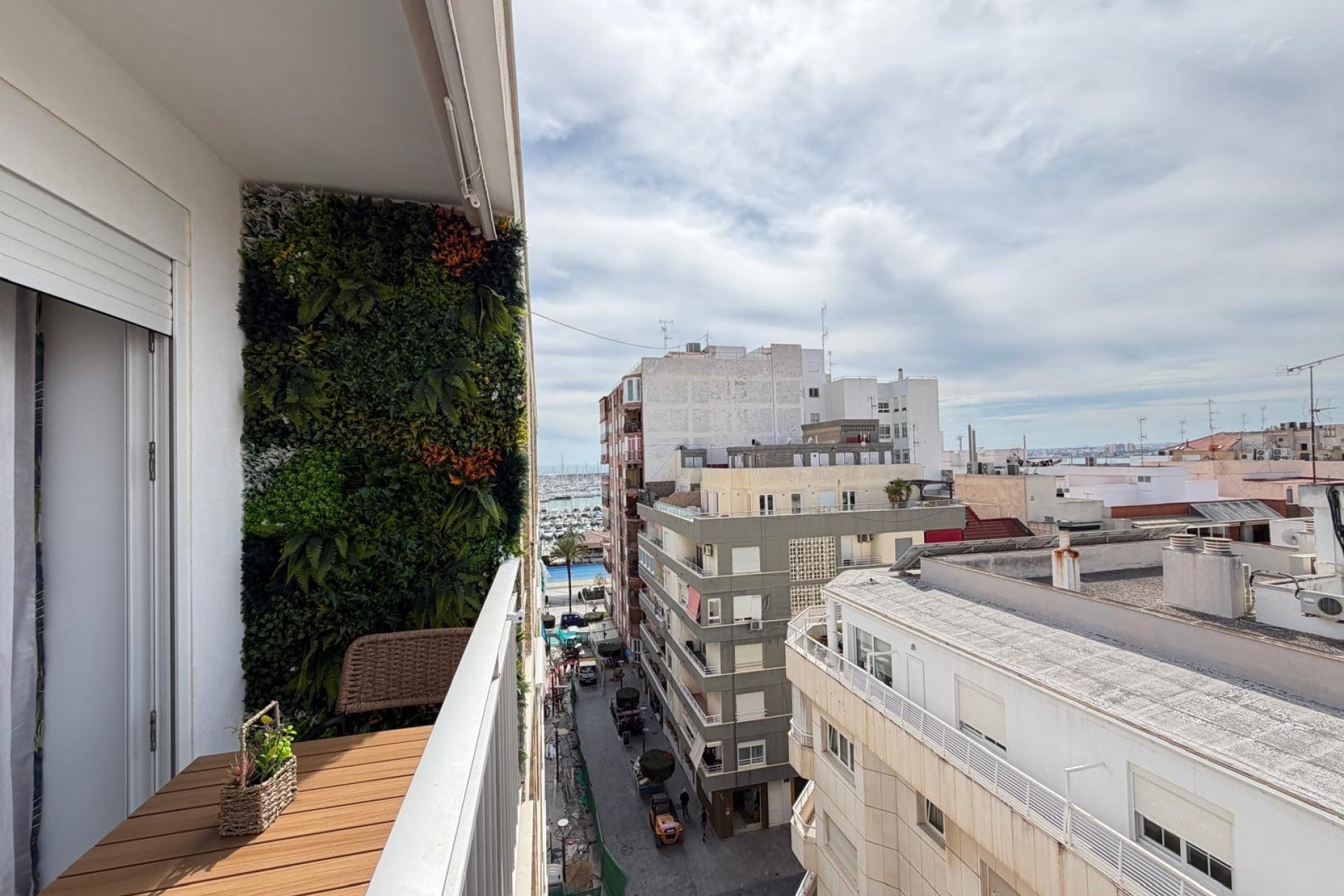 Resale - Apartment -
Torrevieja - Centro