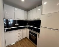 Resale - Apartment -
Torrevieja - Centro