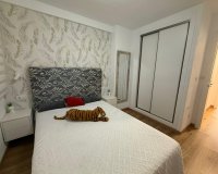 Resale - Apartment -
Torrevieja - Centro